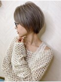 ショート×ハイライト白髪ぼかし×シルキーベージュ[心斎橋]