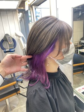 キャラ シャローネ 池袋(Chara Chalone) パープルインナーのウルフデザイン