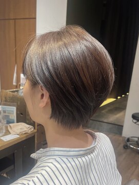 ヘアリゾート粋 新宿三丁目本店 【田中　友希】20代30代40代/ハンサムショート/前下がりショート