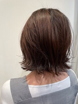 シルフィ(sylph) ボブ 外ハネスタイリング