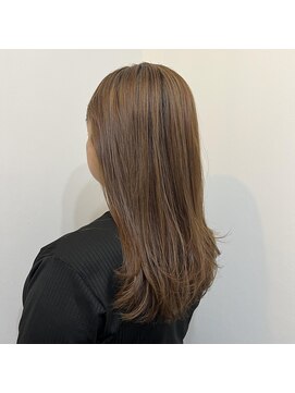 アウラヘアーサロン(aura hair salon) ナチュラルハイライト×ベージュ