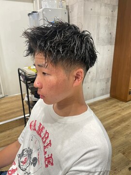 アンダーバーホワイト 南海難波店(_WHITE) 南海難波駅徒歩3分,髪質改善,ヘアカラー,カット,学割U24