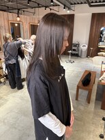 クラン バイ ナチュラル(clan by Natural)&nbsp;オリーブグレージュ/ロングレイヤー/レイヤーカットウルフカット