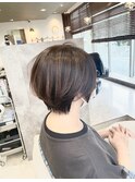 ショートボブ×透明感カラー
