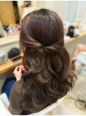 横寄せちらしキレイめハーフアップ