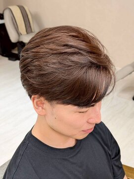 エリン バイ リル ヘアー 本陣(eLin by LiL hair) 刈り上げマッシュ＆コーラルカラー