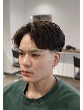 ザ オーダー(THE ORDER) 毛流れパーマ