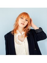 シーレム 元町三宮(SILEM)&nbsp;シャーベットオレンジのミディアムウルフ