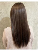 グランデュール 浜松東若林店(GRANDEUR)&nbsp;ロングヘアにも◎ハイライトカラー×酵素トリートメント
