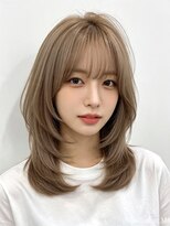 エイチ ウルフカット 大阪梅田(811)&nbsp;くるみちゃんヘアベリーショートマッシュウルフミディアムボブ
