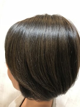 スターズヘアラウンジ(stars hair lounge) ダークだけど透明感のあるボブ