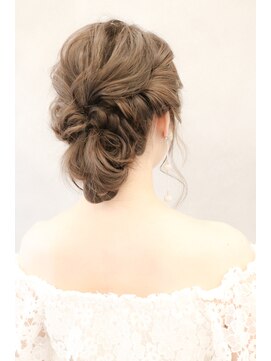 ネオリーブニコ 大井町店(Neolive Nico) ウェディングヘア　ブライダル　クラシカルヘア　シニヨンヘア