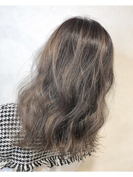 ヘアーサロン リアン 熊谷2号店(hair salon Rien) バレイヤージュ風グレージュカラー