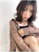 ゆるくびれ外ハネミディ