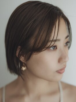 髪を耳にかけた時の扱いやすさなど、日常の中でのあなたのヘアスタイルを大切にしながら施術します◎