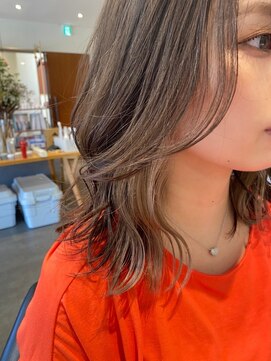 エン(eNN) さりげないインナーカラー/ナチュラルカラー/ベージュブラウン