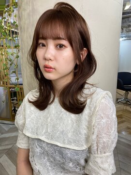 アリスバイアフロート 自由が丘(ALICe by AFLOAT) レイヤー×くびれミディ