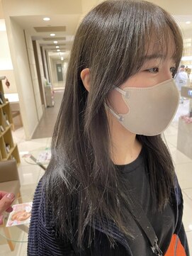 マージュ ギンザ(marju GINZA) 顔まわりレイヤー オリーブベージュ