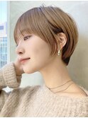 大人ショートボブ丸みショートオンまゆショート前髪あり