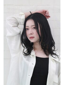 シノヤ 米沢春日店(Shinoya) くびれレイヤースタイル×透明感のある暗髪カーキカラー