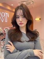 ボタン シブヤ(VOTAN SHIBUYA)&nbsp;韓国風/内巻き/セミロングヘア/20代