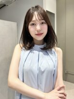 ミンクスオーバー(MINX OVER)&nbsp;前髪/こなれミディ/イメチェンヘアスタイル/ウェーブパーマ