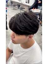 オム ブランシェ(HOMME BLANCHE’)&nbsp;【Ryo】フェザーリバースパーマ