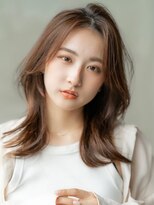 大人かわいい／20代30代／バングカット／オリーブベージュ