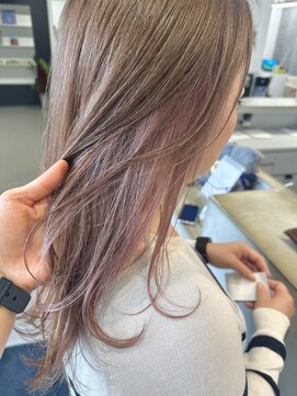 ゴットラトゥール(GOTTO LATOUR) インナーカラー/インナーカラーピンク/白髪ぼかしカラー