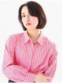 斜めバングに内巻きワンカールショートボブ