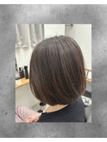 アルク(arc) 重めグラデーションボブ×白髪ぼかしカラー