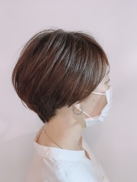 ブロッサム 若葉店(Blossom) 耳掛けツーウェイショート