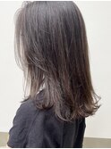赤みを抑えて透明感◎アッシュベージュカラー