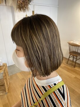 オーランド(ORLAND) ハイライトたっぷりワンレンボブ