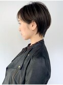 耳掛けショート2_カーキグレージュマッシュショート_ba330473