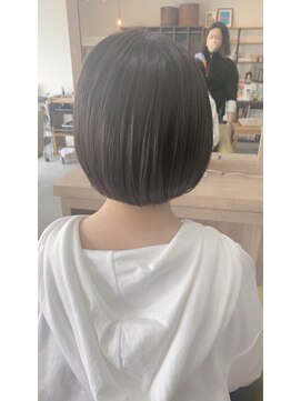 ヘアーサロン ハイプ(HYPE) 【親子お揃いカット】収まりの良いコンパクトなショートボブ