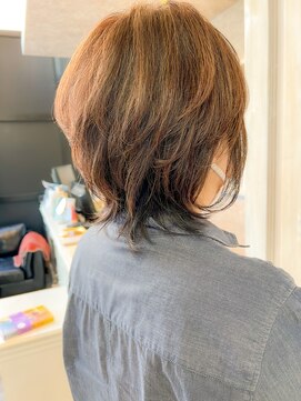 キャアリー(Caary) 福山市 人気 美容室  丸みショートボブ 丸みショートウルフCaary