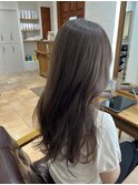 くすみグレージュ