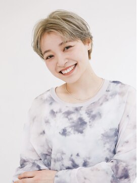 オンク 新宿(onk) 黒髪/グレーベージュ/レイヤーロング/前髪パーマ[新宿駅]