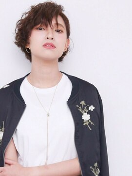 エムスラッシュ アヴェダ 自由が丘(M.SLASH AVEDA) ■無造作カールのアシンメトリースタイルM.SLASH自由が丘25-10★