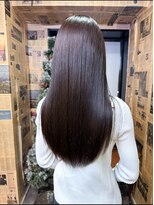 シック(Chic)&nbsp;ミルクティーアッシュミルクベージュハイトーンカラーうる艶髪