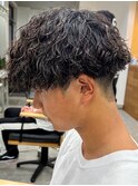 波巻きパーマメンズパーマメンズヘアツーブロックツイストパーマ