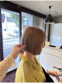 ミルクティーベージュ