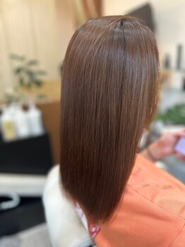 美容室くわはらの写真/尼崎の髪質改善のプロが貴方史上最高の艶髪に導く！髪に<タンパク質/水分/油分>を補給する特注の髪質改善TR