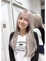 ユーフォリア 渋谷グランデ(Euphoria SHIBUYA GRANDE)&nbsp;ホワイトシルバー ホワイトラベンダー シールエクステ長さ出し