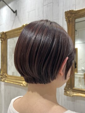 リビュー(re view) 《MIRU》耳かけショート/ピンクブラウンカラー