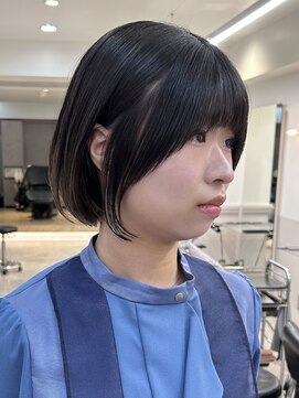 メルバイグラフ 梅田(mel by GRAFF) 耳掛けしても可愛い！！ミニボブ