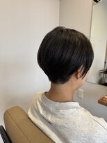 レジェ(LEGE)&nbsp;丸みシルエットで上品に[刈り上げ女子/大人女性/丸みショート]