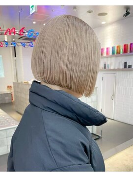 ゲーム 天神(GAME) ダブルカラー/ケアブリーチ/ミルクティーベージュ/レイヤー/天神