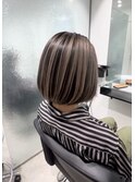 ベージュのバレイヤージュ